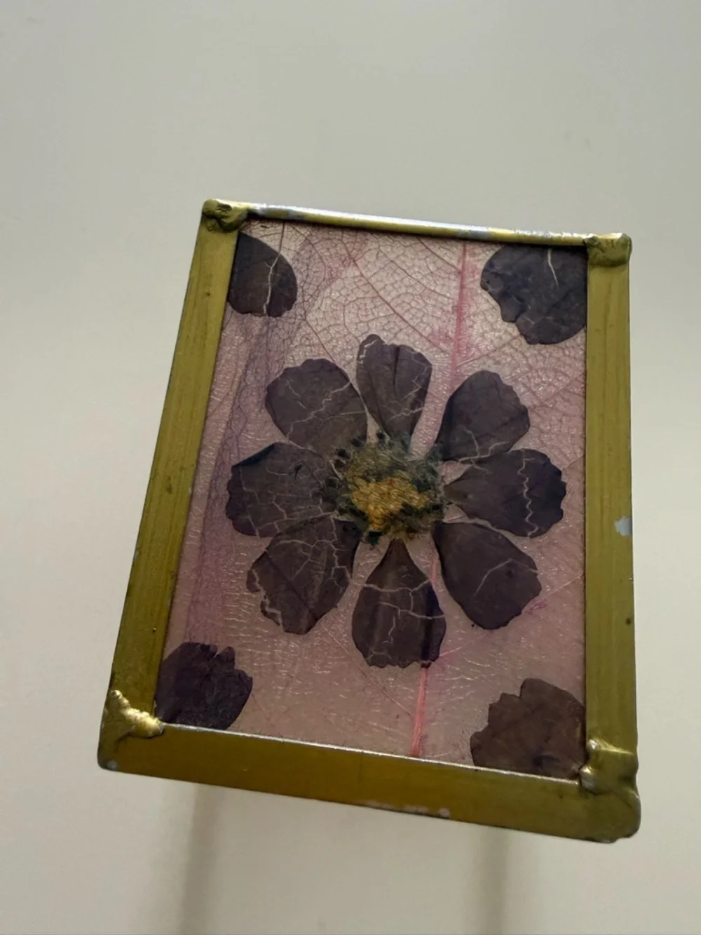 Pressed Flower Glass pencil or makeup Holder Purple & Gold